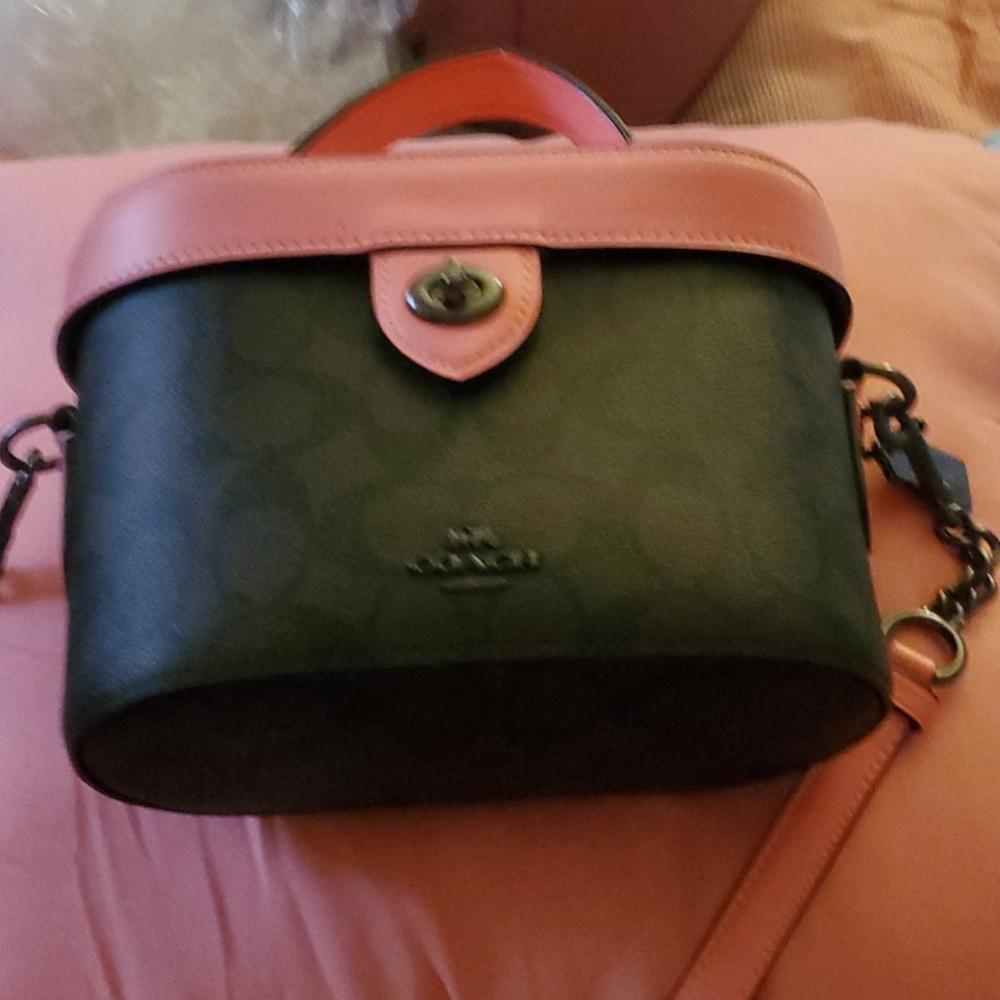 Purse - Picture 2 of 5